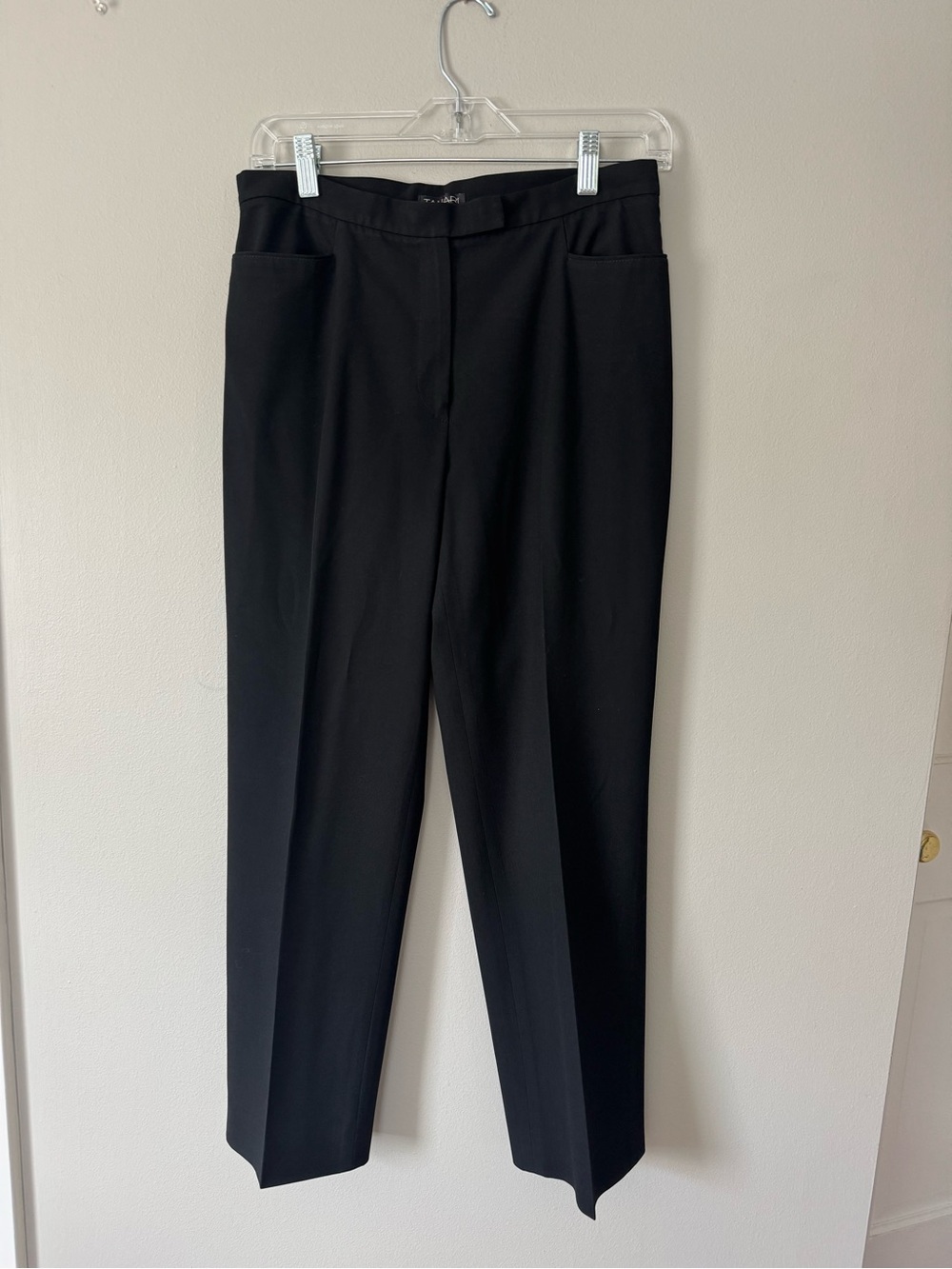 Tahari 100% Silk Women's Trouser Pants Size 8 Black Flat Front Straight Leg